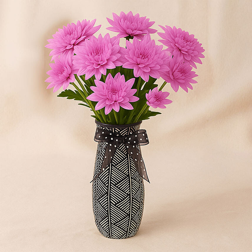 Chrysanthemum Flowers Vase: Valentine's Flowers