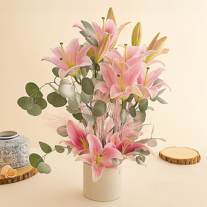 Lilies Beauty Arrangement: Lily Flower Bouquets