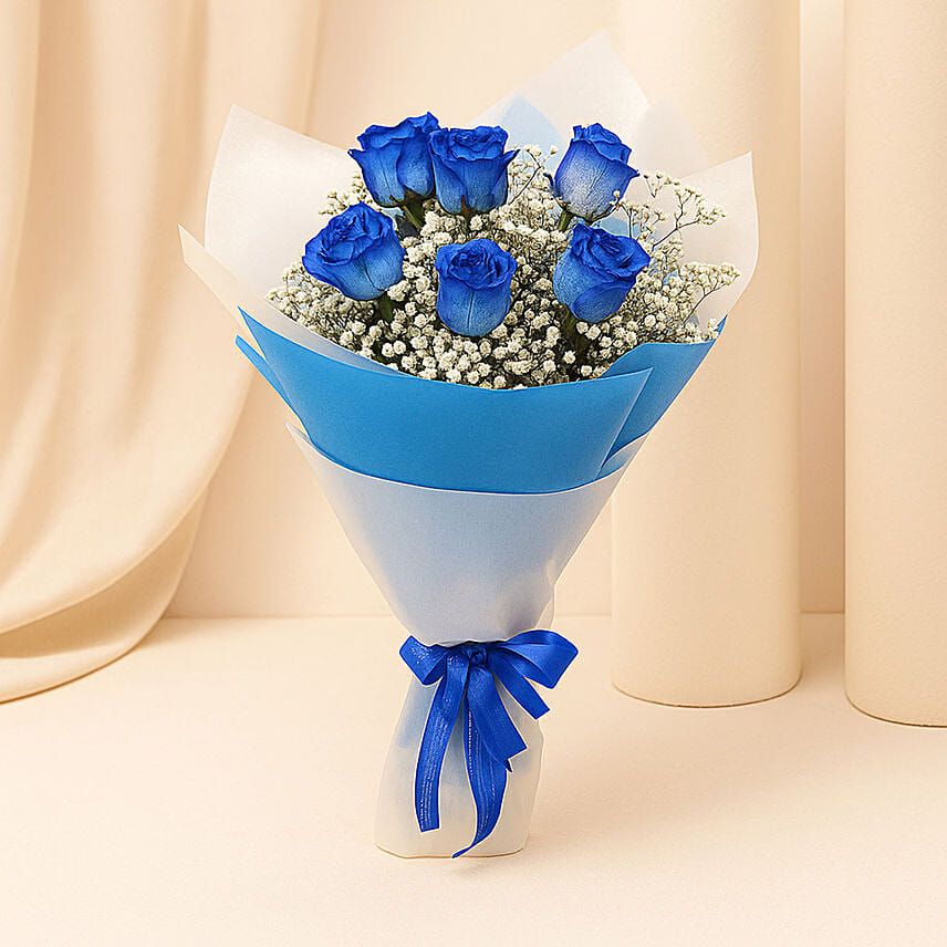 Bouquet Of Blue Roses: Hand Bouquets