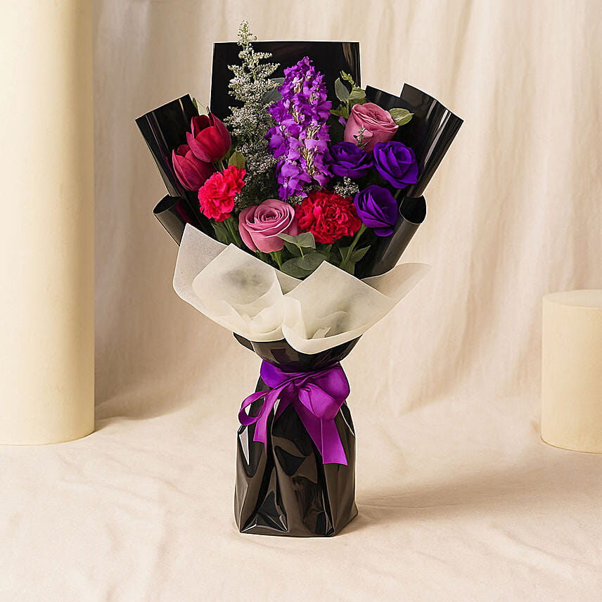 Alluring Mixed Flowers Bouquet: Wedding Bouquets