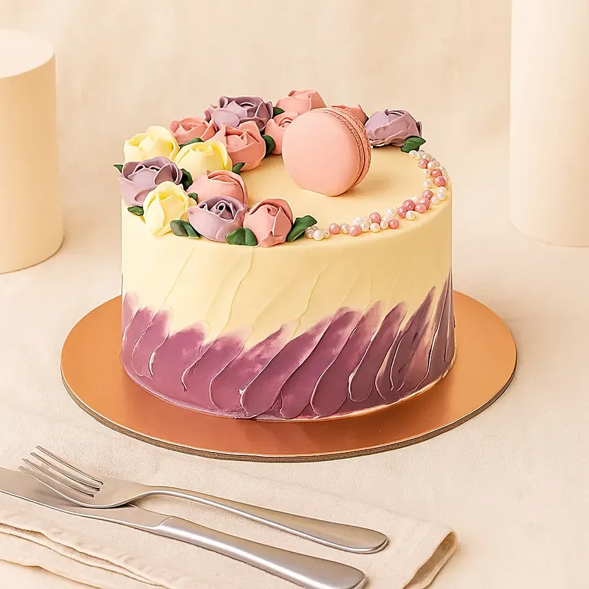 Flowers And Macaroons Chocolate Cake: Dry Fruits Hampers