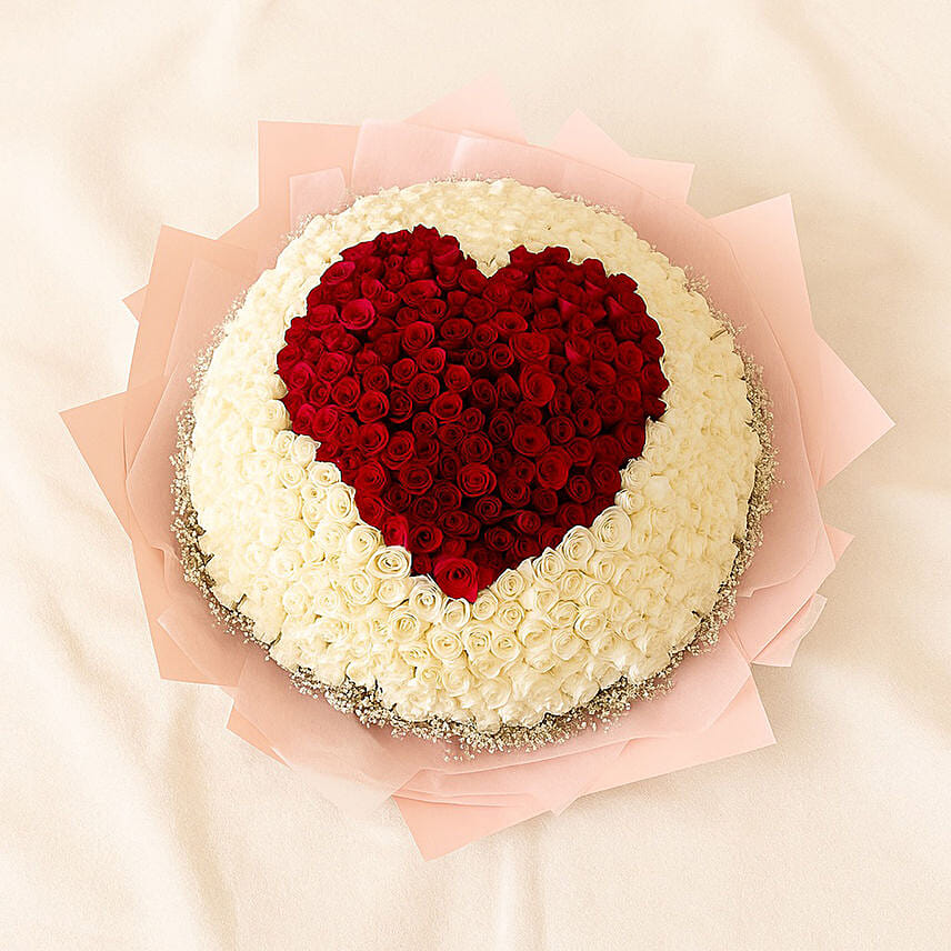 400 Heart Roses Arrangement: Table Flowers