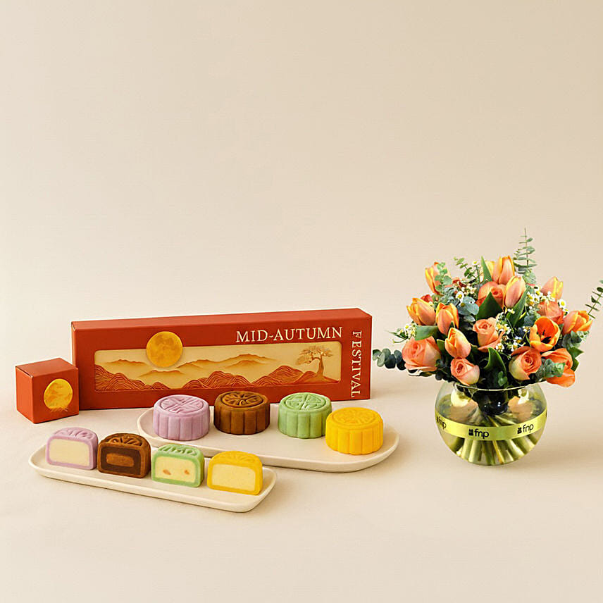 Mid-Autumn Snowskin Mooncake Box of 4 with Radiant Orange Flower Arrangement Gift Set: Mooncake Singapore