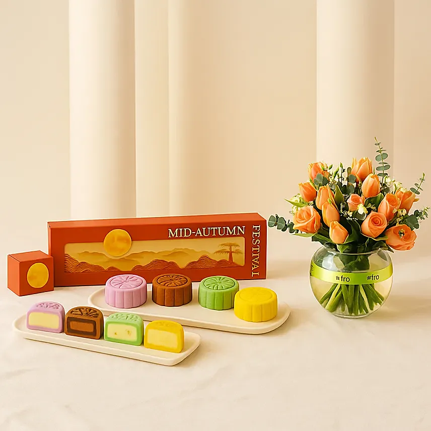 Mid-Autumn Snowskin Mooncake Box of 4 with Radiant Orange Flower Arrangement Gift Set: Mooncake Delivery Singapore