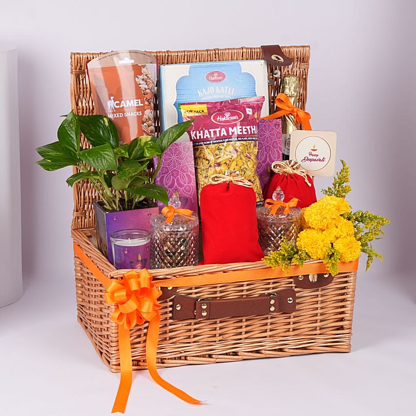 Grand Deepavali Celebration Gift Hamper: Deepavali Gifts Singapore