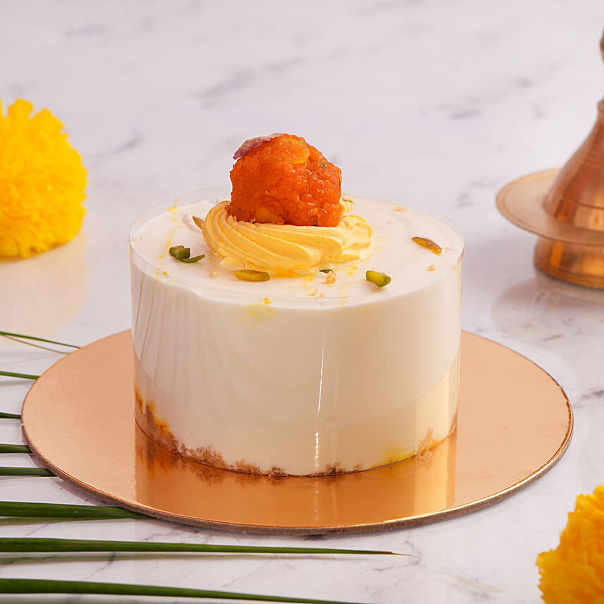 Eggless Motichoor Ladoo Mini Cake for Deepavali: Sweets 