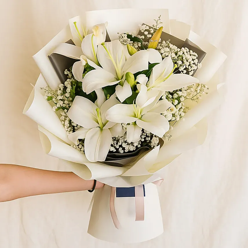 Charming White Lilies Bunch: Lilies