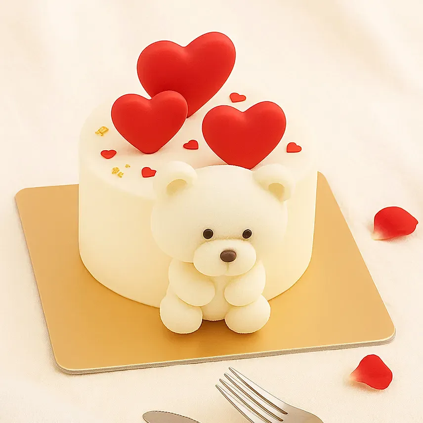 Adorable Teddy Bear Cake: Valentine's Day Cakes