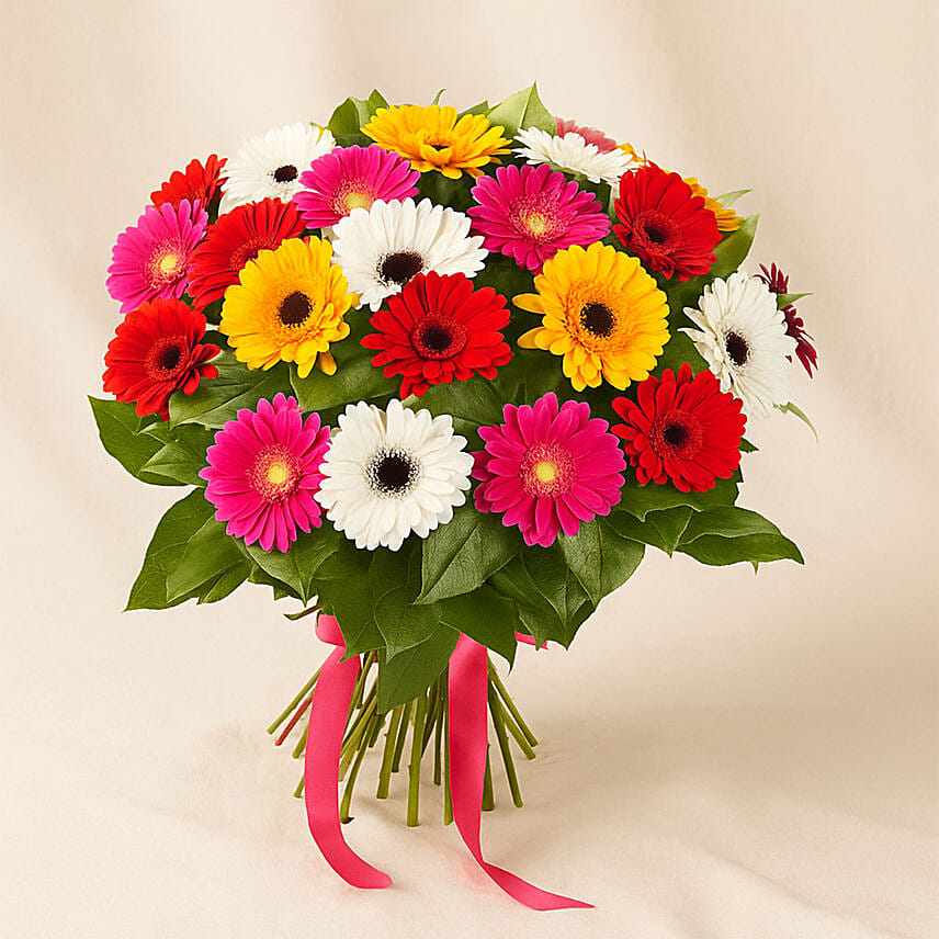 Summery Gerbera Blooming Bouquet Summery Gerbera Blooming Bouquet: Yellow Floral Bouquet