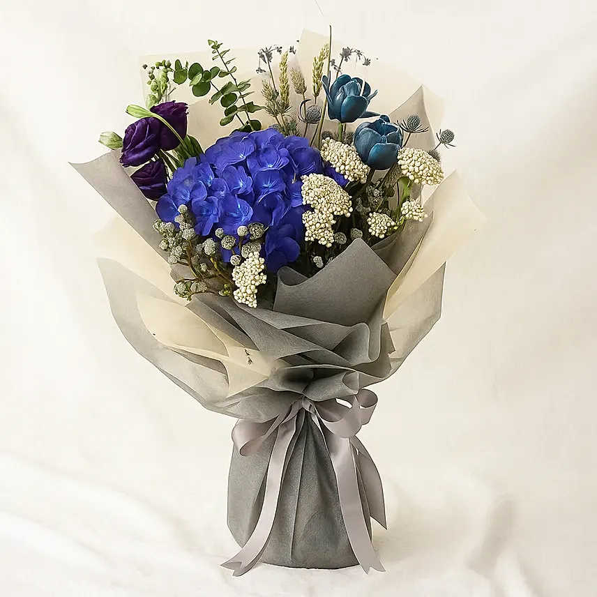 Charismatic Mixed Flowers Bouquet: Hydrangeas