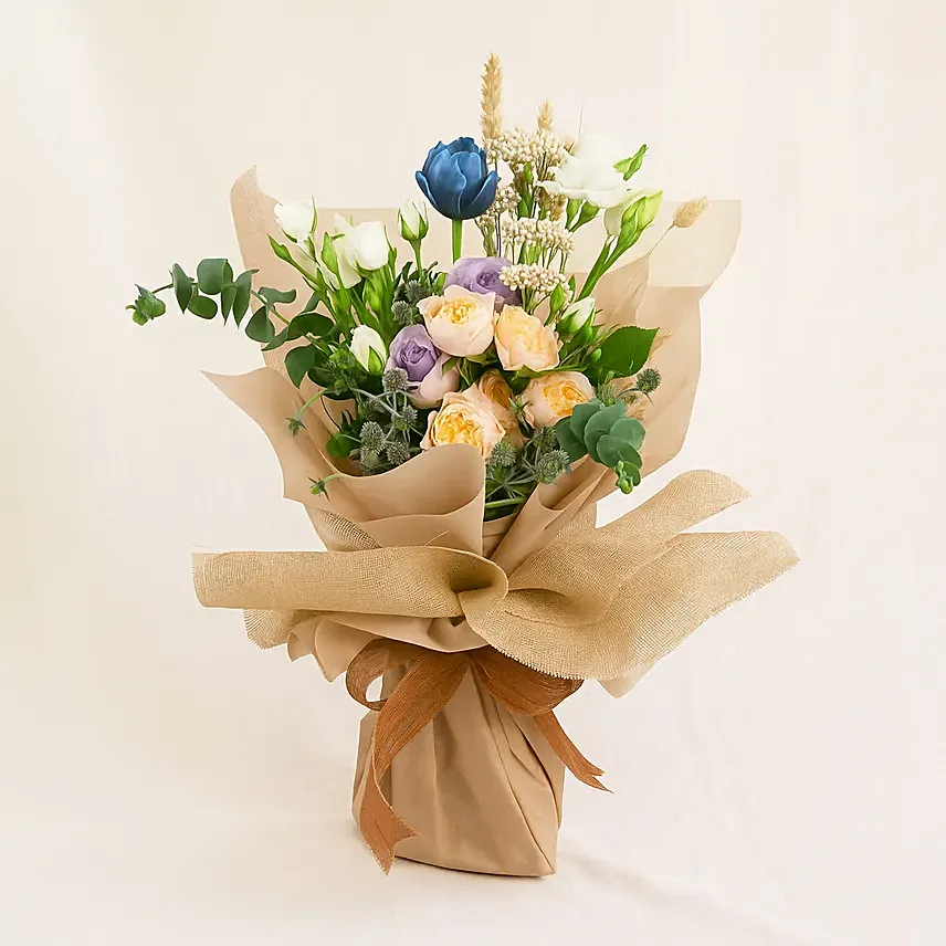 Glorious Mixed Flowers Bouquet: 