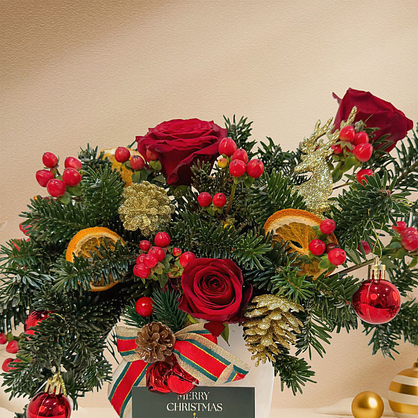 Merry Christmas Red Rose Arrangement Delivery in Singapore - FNP SG