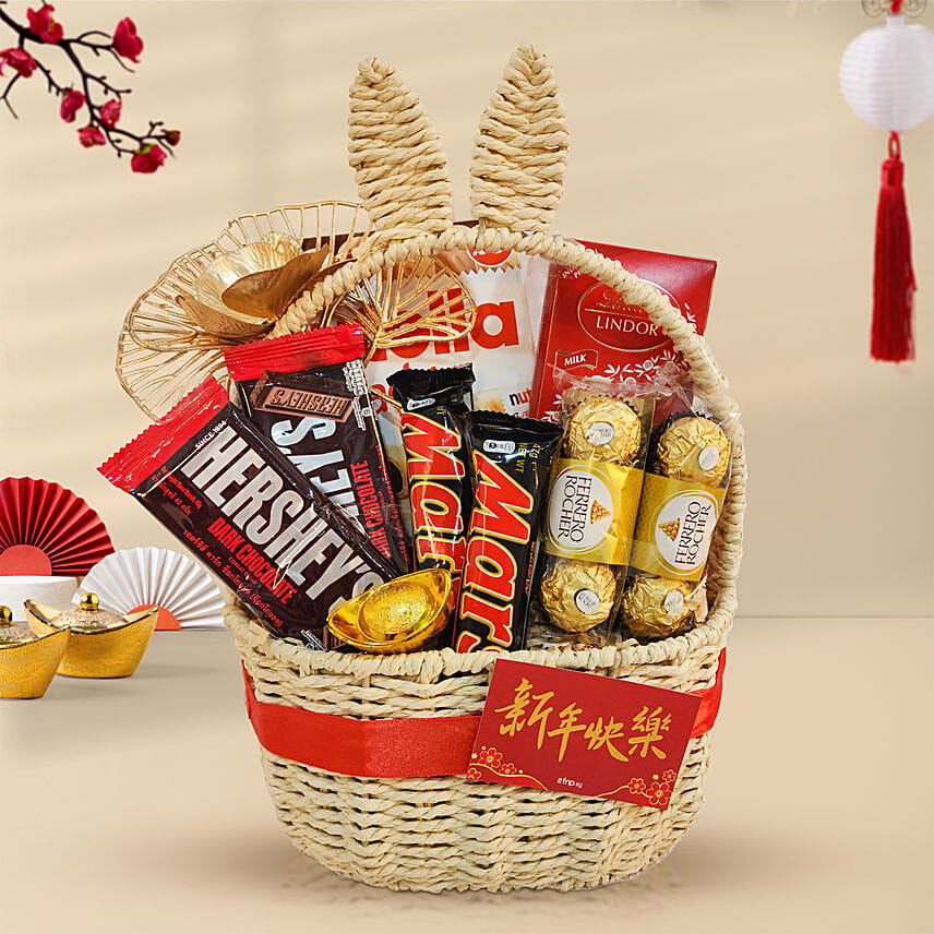 Sweet Treat Basket: CNY Gifts Singapore