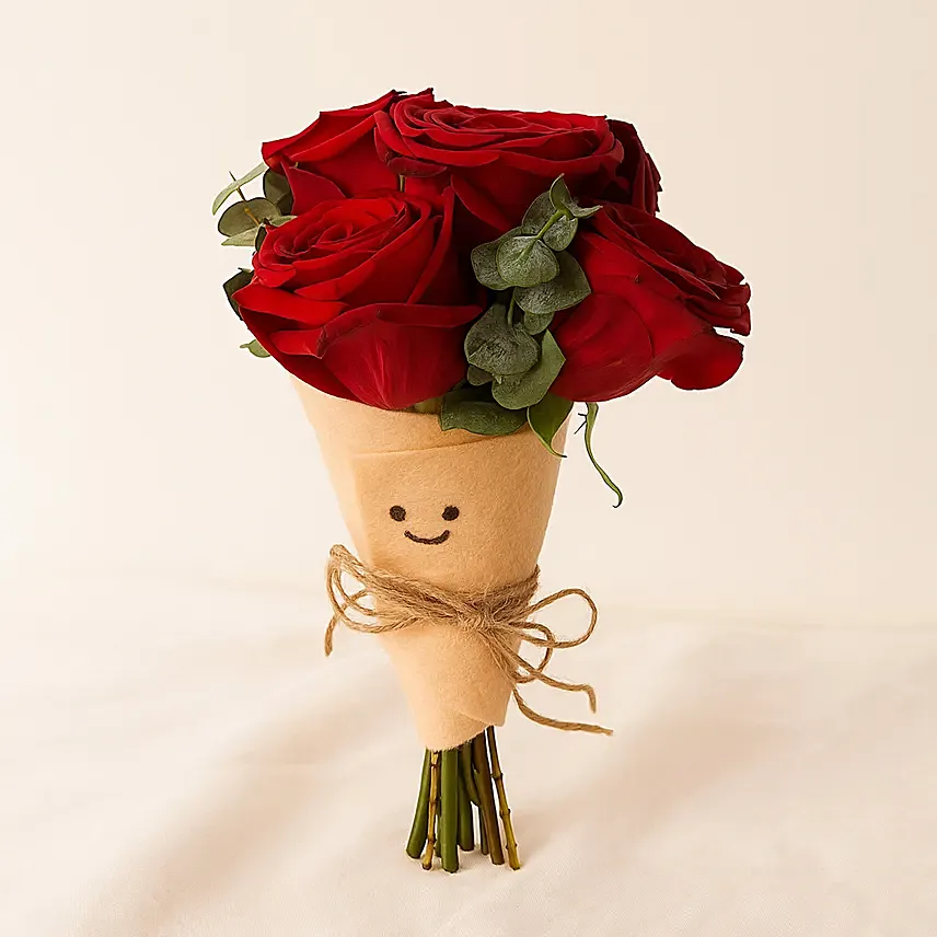 Smiley Mini Jelly Cat Red Rose Bouquet: 