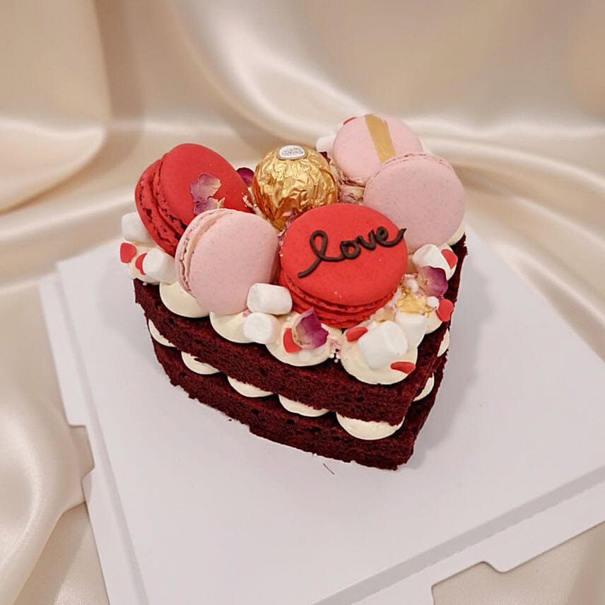 Valentine's Day Red Velvet Macarons Cake: Valentine's Gifts