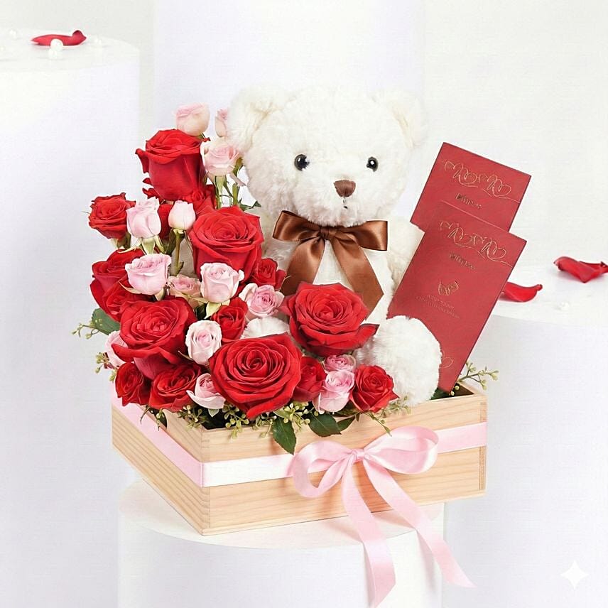 Roses and Teddy Gift For Valentines Day: Valentine's Day Chocolates