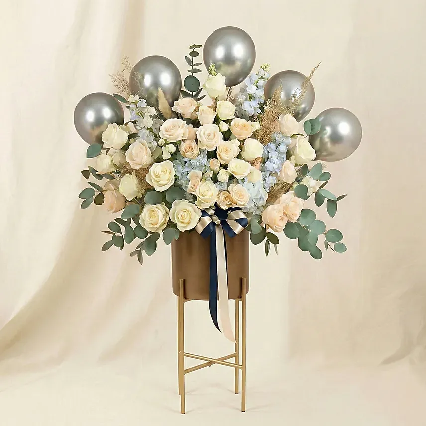 The Flowers & Balloons Stand: New Arrival Gifts