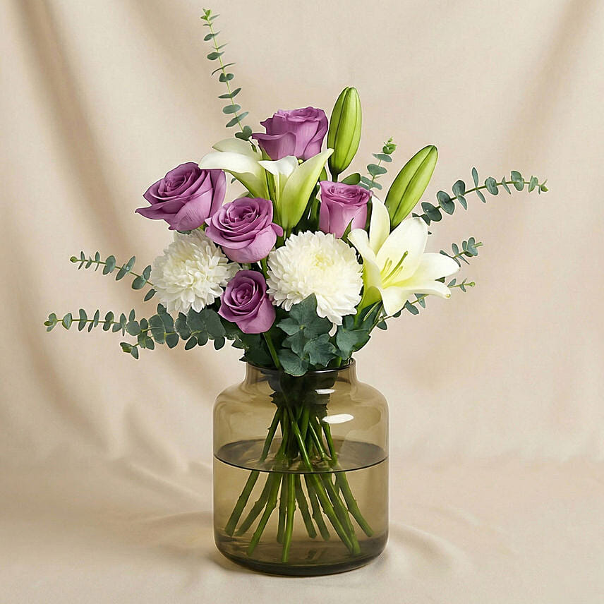 Lovely Mixed Flowers Oval Shaped Vase: Gift Discounts