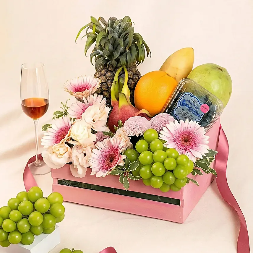 Gourmet Fruit Basket Tray with Pink Gerbera: Fruit Hampers 