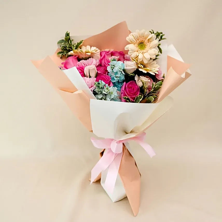 Bright And Graceful Mixed Flowers Bouquet: Same Day Delivery Gifts