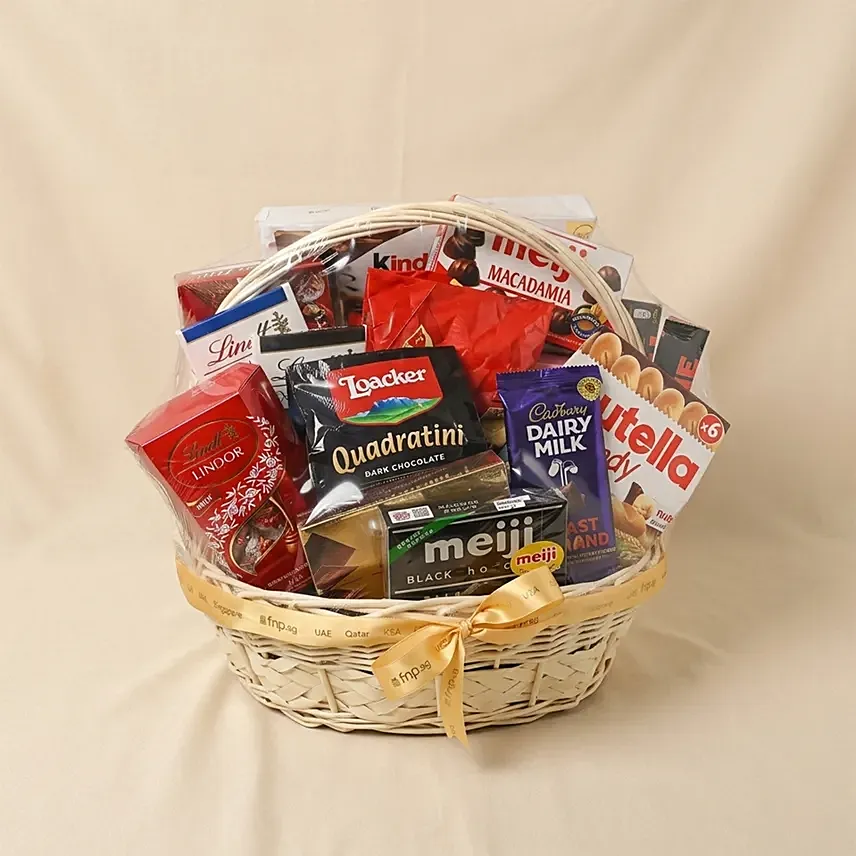 Sweet Treats Basket Hamper: Chocolate Hampers