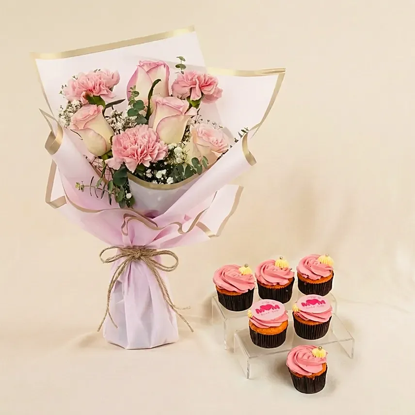 Flowers and Cupcakes Combo &ndash; Pink Blooms & Vanilla Treats: 