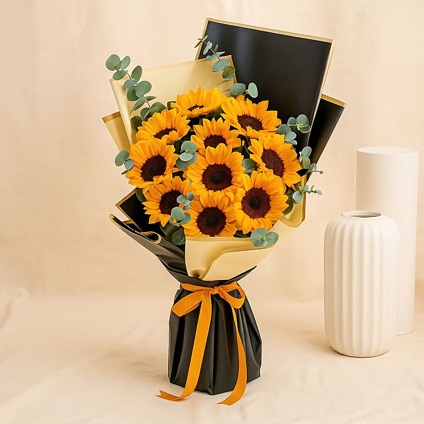 Charismatic Sunflowers Beautifully Bouquet: Yellow Flowers