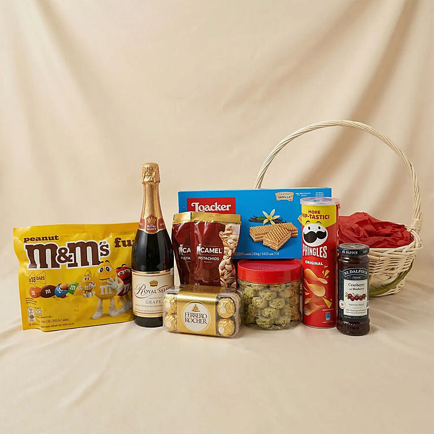 Luxury Chocolate & Gourmet Gift Hamper: Sweets 