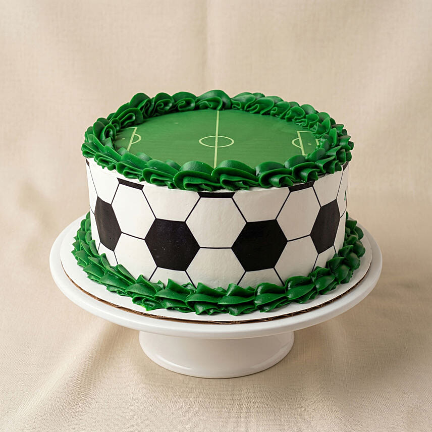 Classic Football Pitch & Soccer Ball Chocolate Cake: Football Cakes
