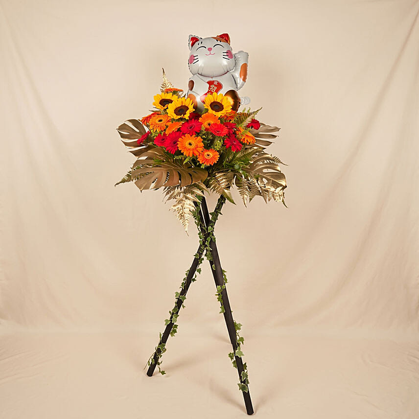 Fortune Cat Congratulations Flower Stand: Flower Stands Singapore