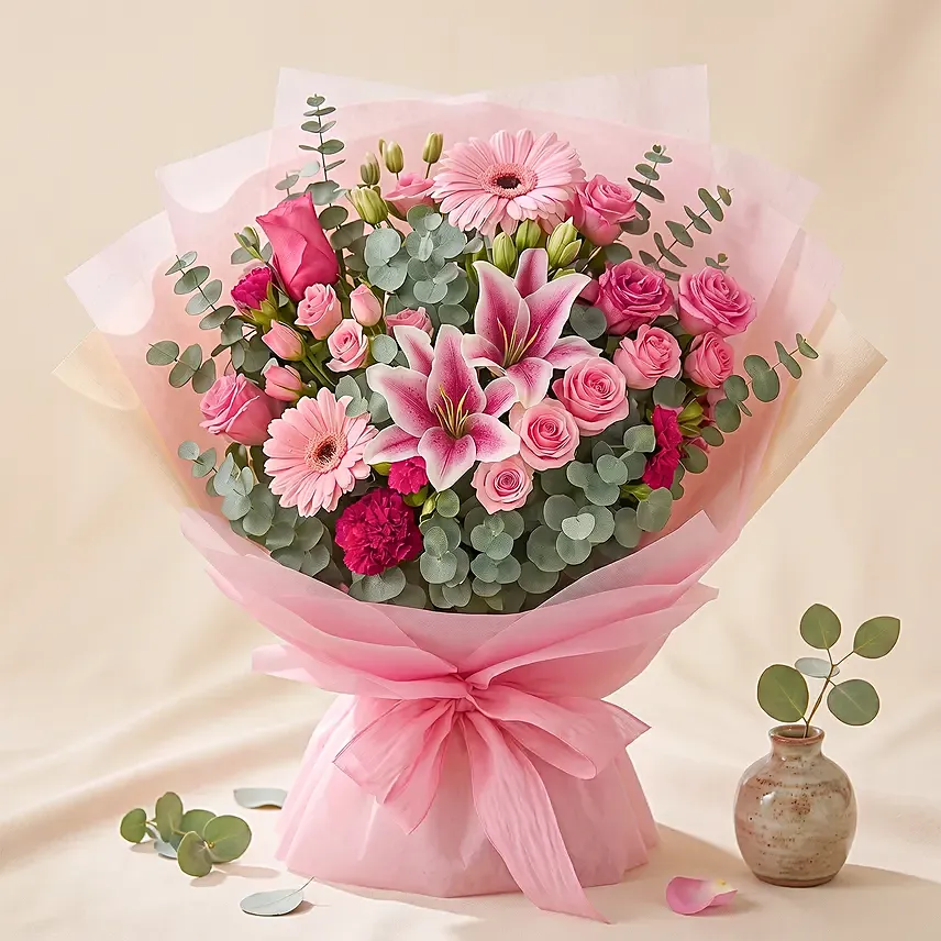 Flowers Beauty Bouquet: Congratulations Gifts Singapore