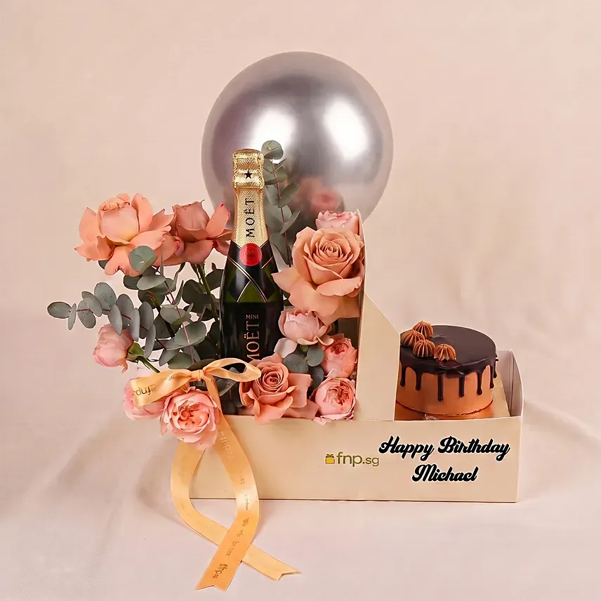 Personalised Gift Box With Wine, Roses & Cake: Cakes
