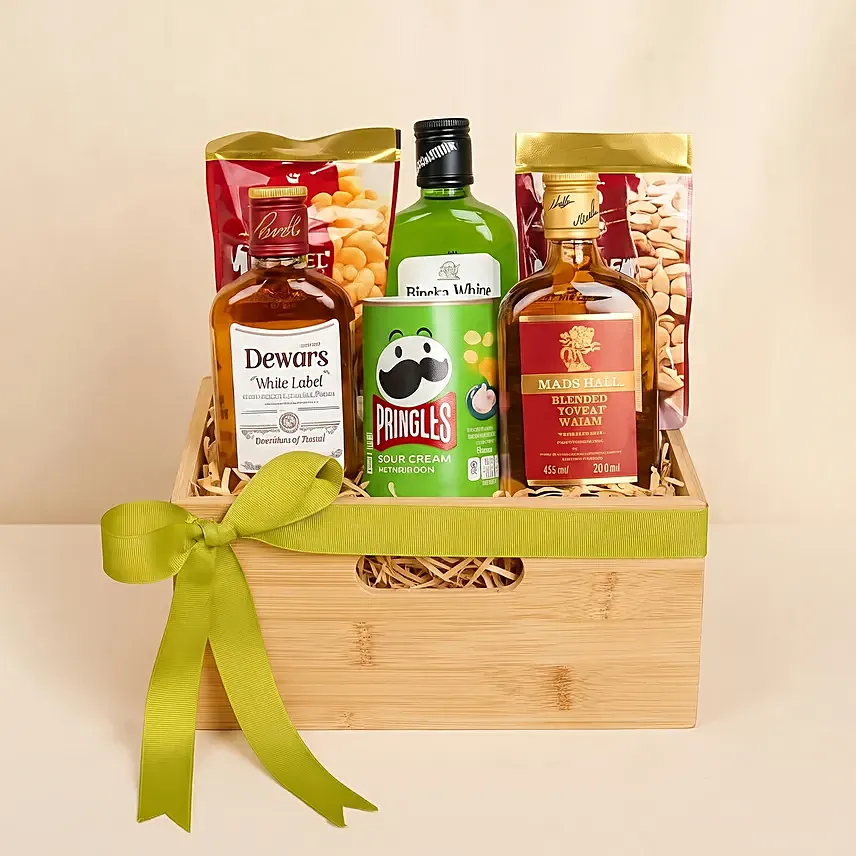 Whisky Collection & Nuts: New Year Gift Hampers