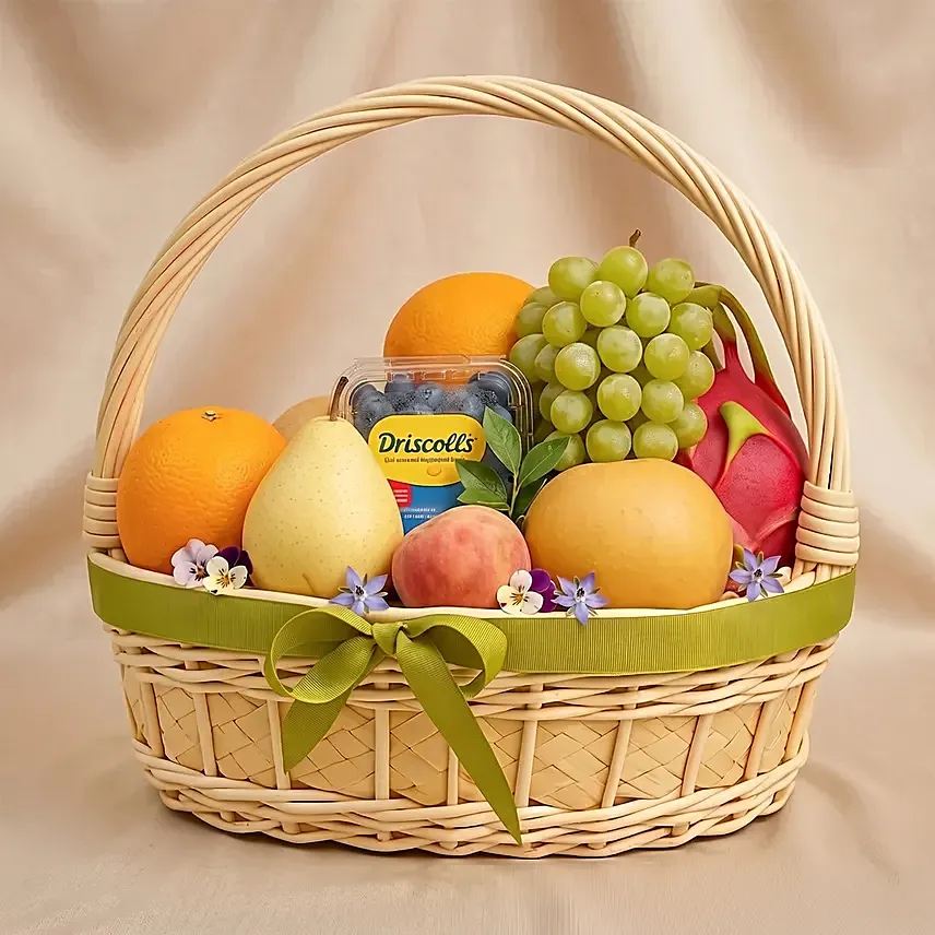 Premium Fruit Basket: Fruit Hampers 
