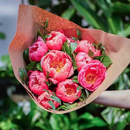 Classique Coral Peonies Bunch: 