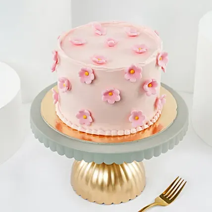 Pink Flowers Celebration Cake: Strawberry Cake 