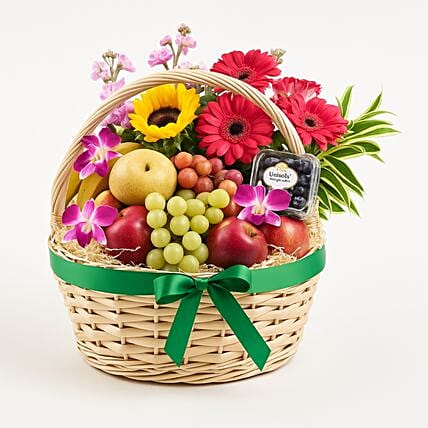 Fresh & Healthy Fruits Basket: Fathers Day Gift Hampers
