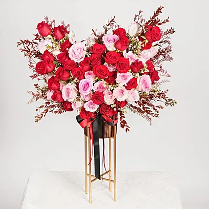 Red and Pink Roses Flowers Stand: Premium Flowers 