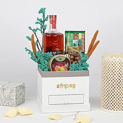 Martell & Treats Hamper: Wine Hampers