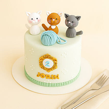 Chocolate Fudge Fondant Cake: Little BBs Collection