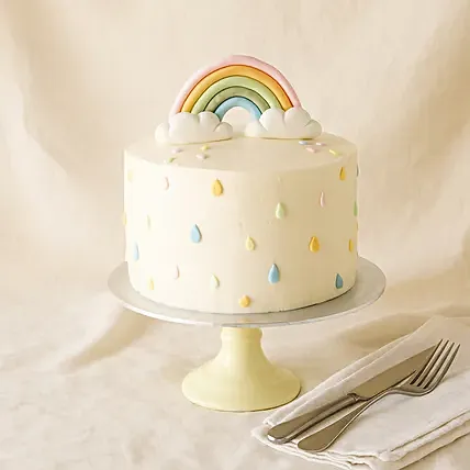 Rainbow Theme Tempting Cake: Rainbow Cakes