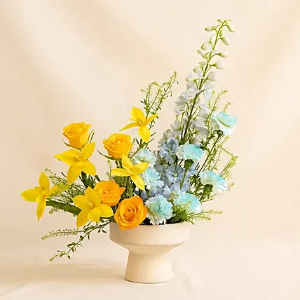 Floral Meadows: Flower Arrangements in Vase