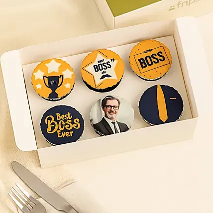 Leadership Bites Cup Cakes: Vanilla Cakes