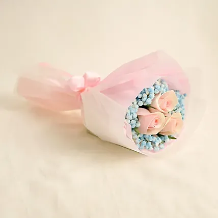 Lovely Pink Rose Baby Breath Bunch: Baby's Breath Flowers