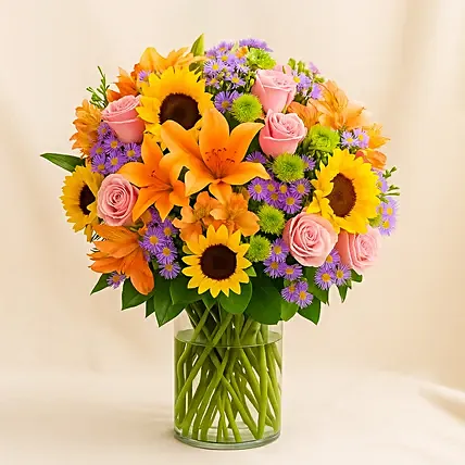 Garden of Grandeur: Sunflower Bouquets
