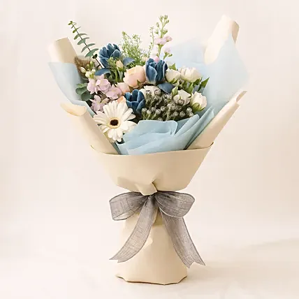 Captivating Mixed Flowers Bouquet: Congratulations Flowers Singapore