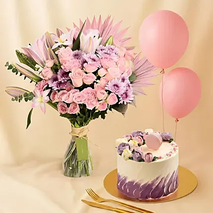 Pink Flowers Bouquet Cake & Balloon: Pink Flowers