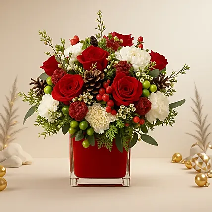 Xmas Red Floral Vase: Christmas Gifts for Girlfriend