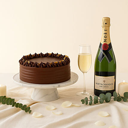 Walnut Chocolate Cake 6 inches with Moet: Housewarming Cakes
