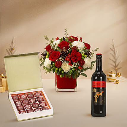 Xmas Red Floral Vase with Wine & Truffles: Christmas Chocolates